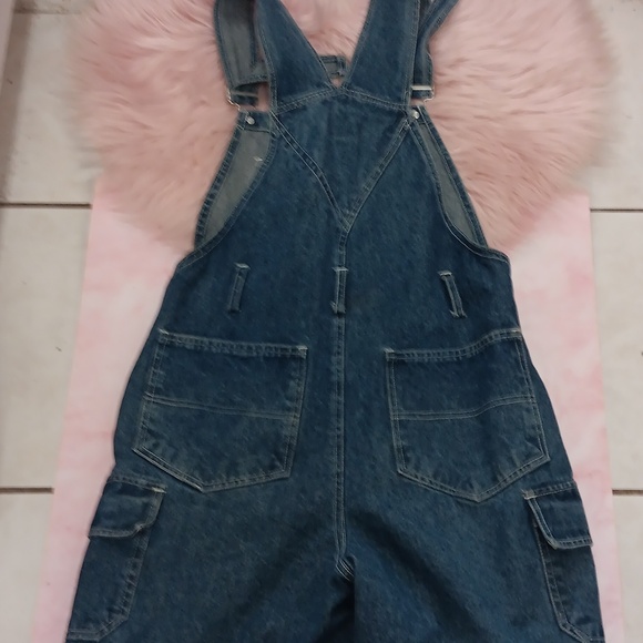 PRE-LOVED VINTAGE Y2K DYNA SPORT DENIM SHORT OVERALLS-1 - Picture 2 of 8